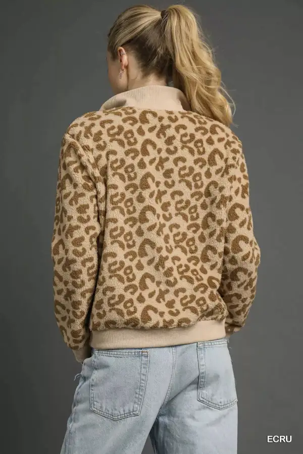 Modern Quarter-Zip Printed Sweatshirt