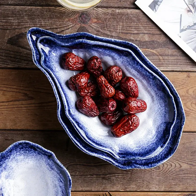 Pearl-glazed Ceramic Dishes
