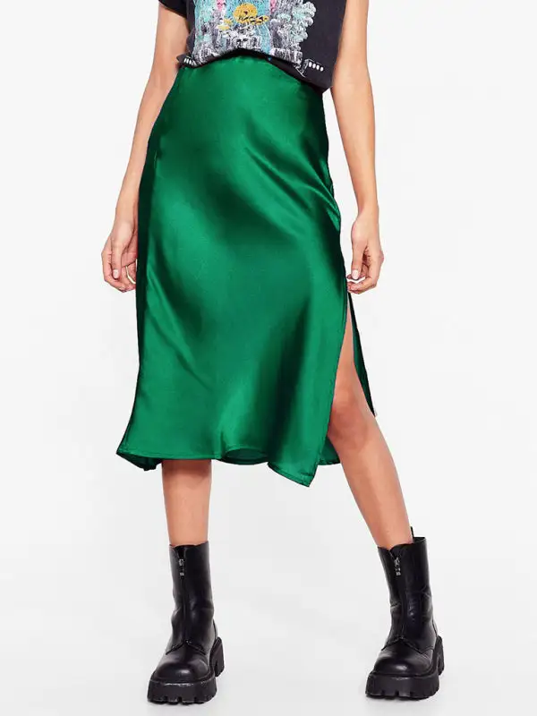 Airy Simple Satin Skirt