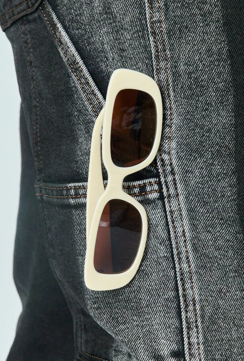 Bold Wrap Frame Sunglasses