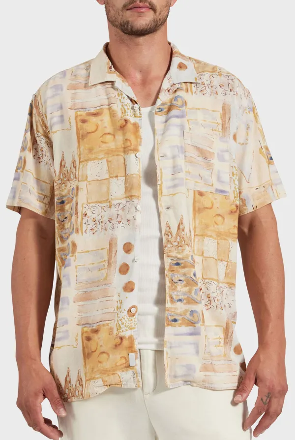 Lightweight Short Sleeve Casual Button Down Shirt