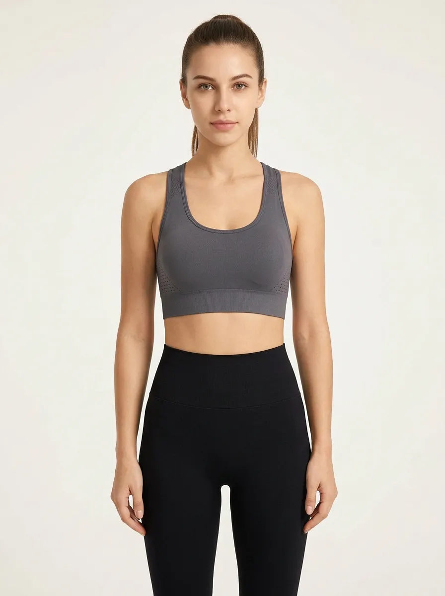 Women's Crisscross Back Sports Bra with Seamless Detail