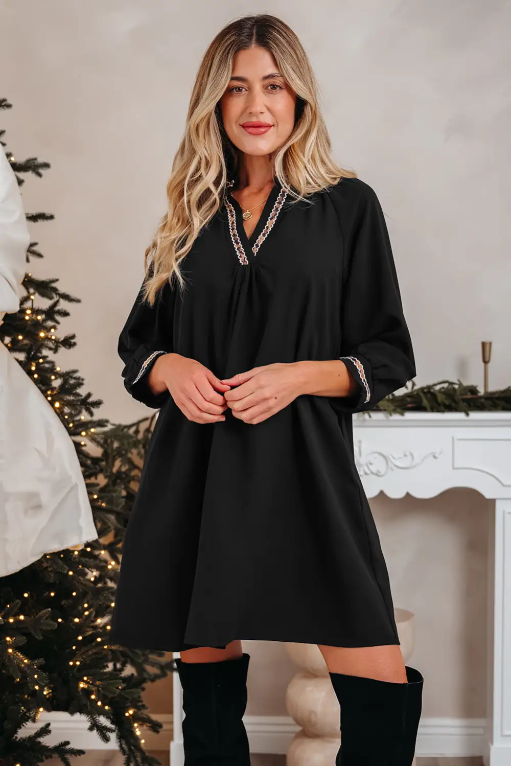 Contrast Trim V Neck Bracelet Sleeve Shift Mini Dress