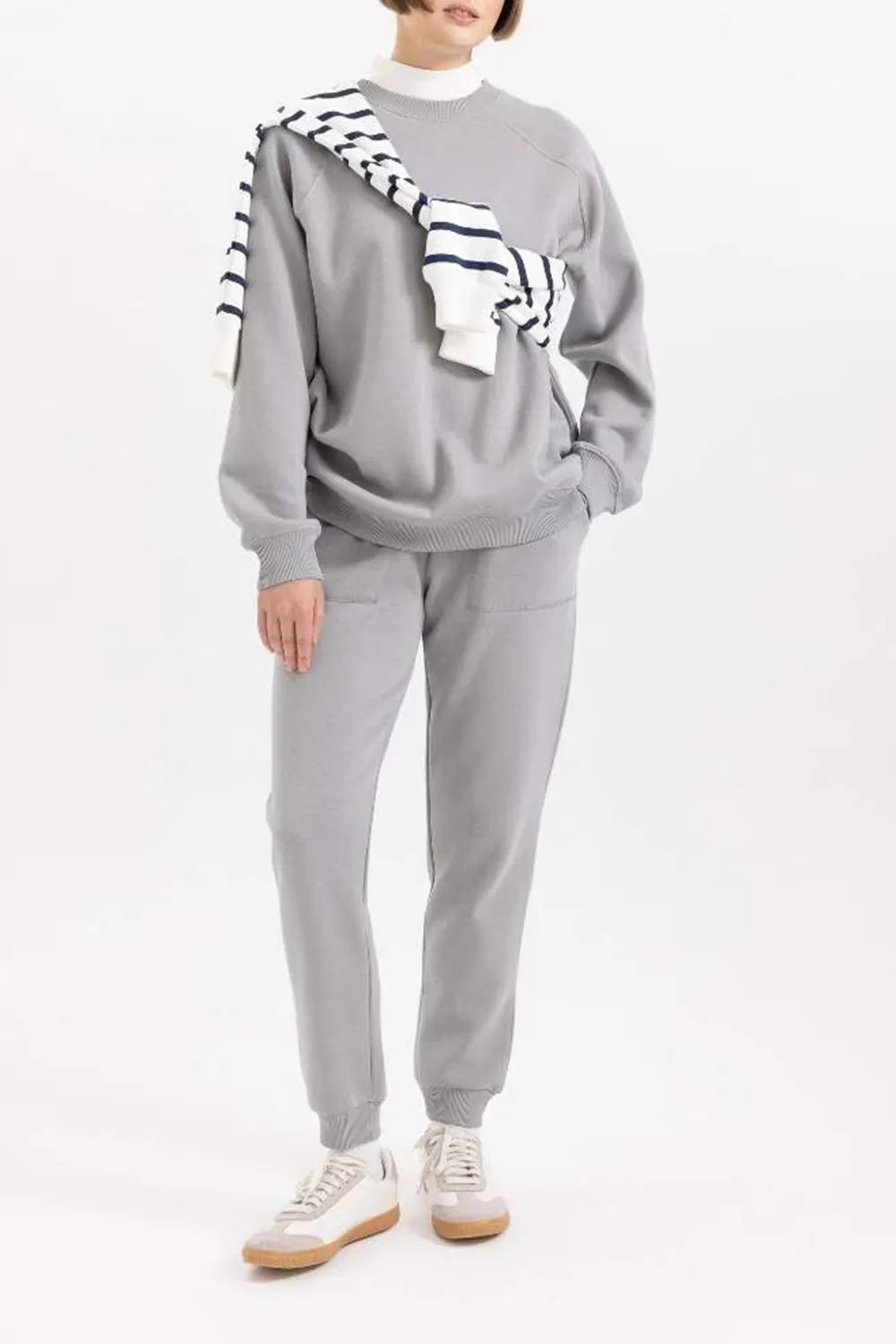 Slim Fit Solid Color Trousers