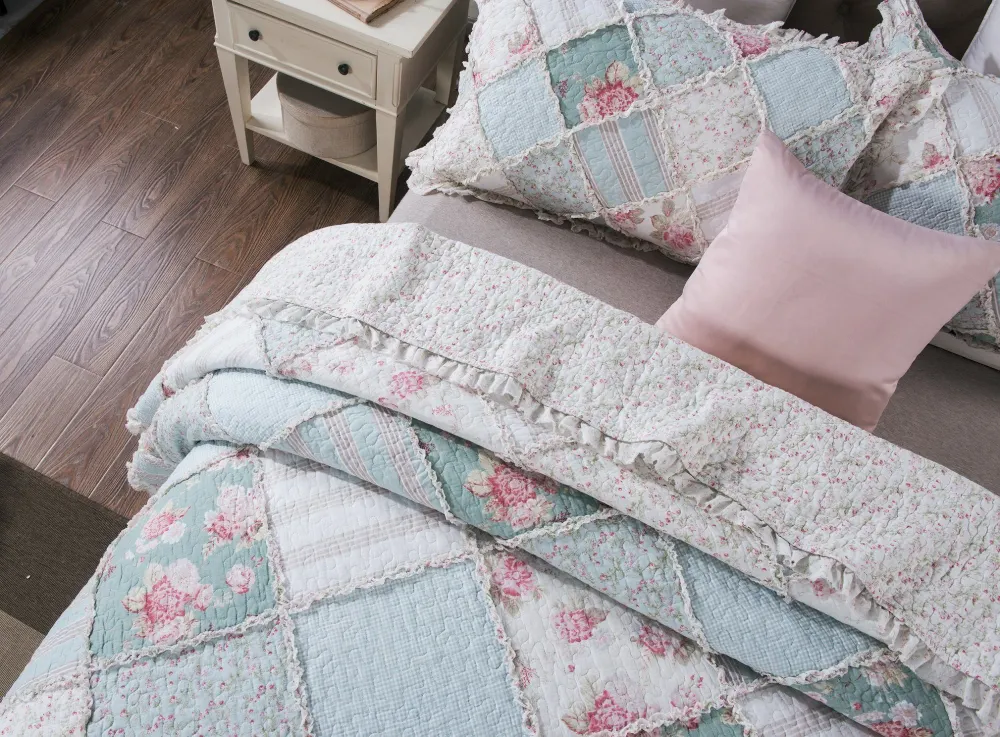 Clean Cotton Floral Patchwork Ruffled Quilt Bedding Set