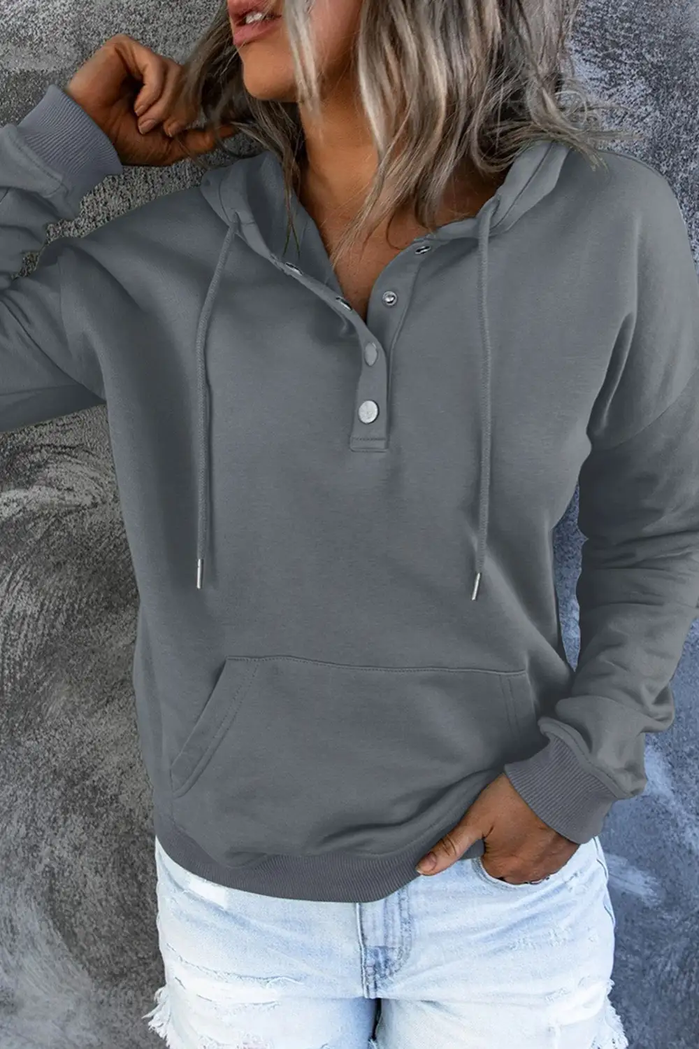 Relaxed Pocketed Long-Sleeve Hoodie