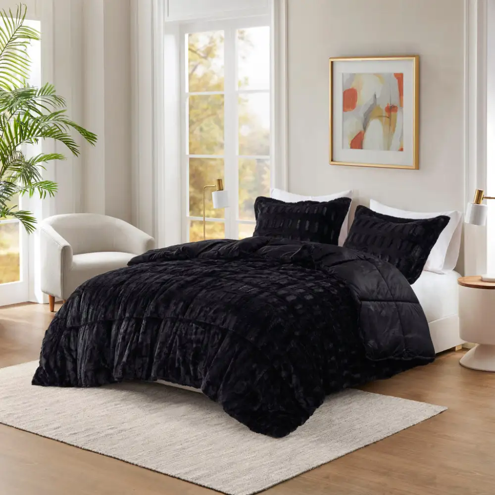 Plush Faux Fur Comforter Set