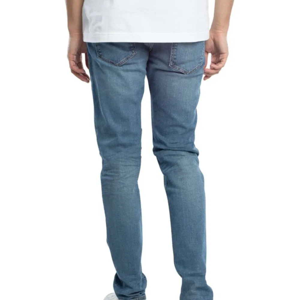 Modern Relaxed-Fit Denim Jeans