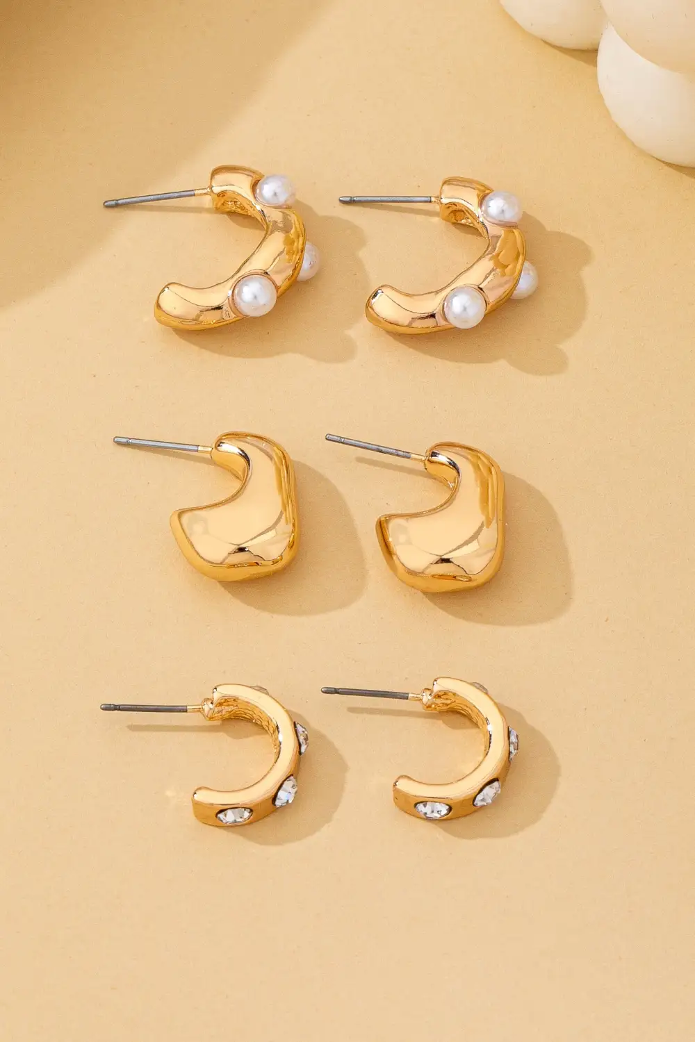 Rhinestone Pearl Curated Hoop arring