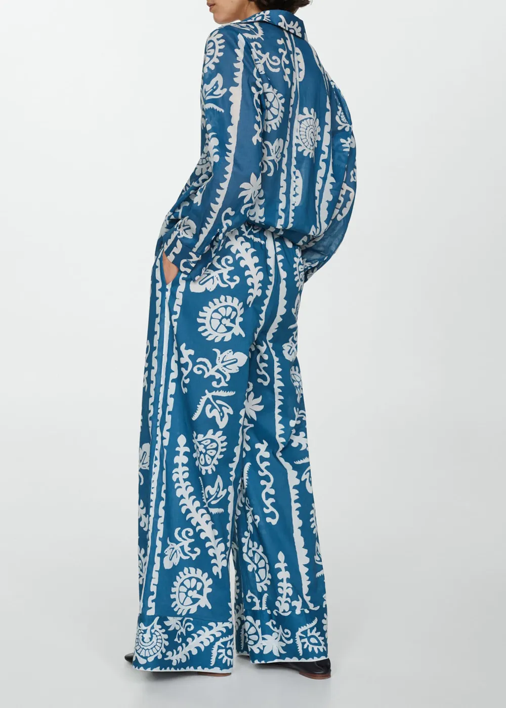 Wide Leg Printed Pants