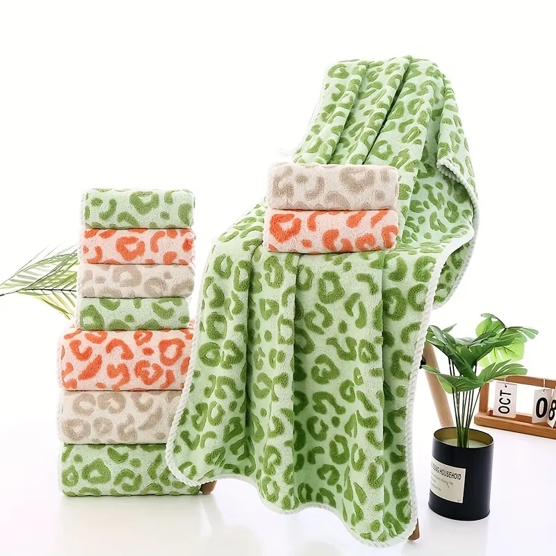 Leopard Print Towel Set