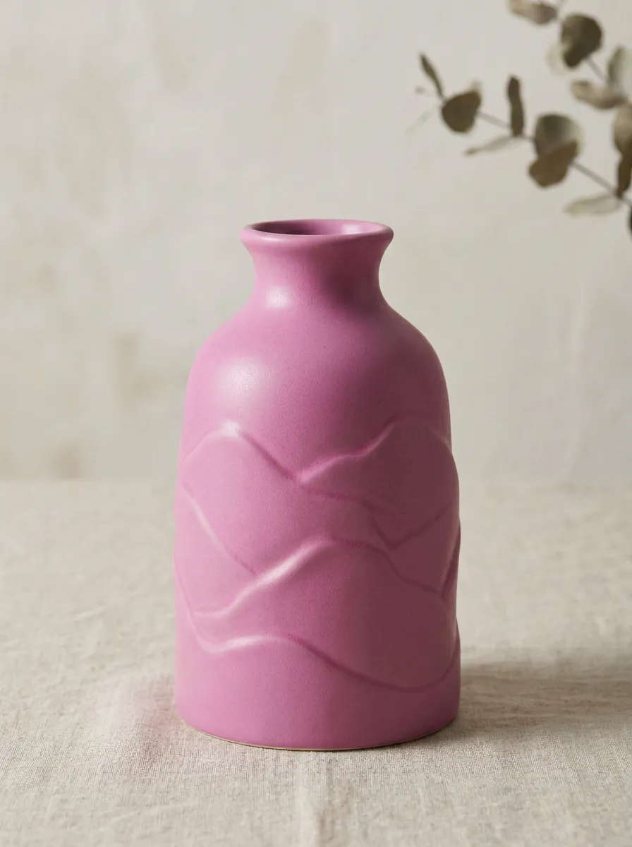 Minimalist Mountain Embossed Ceramic Table Vase