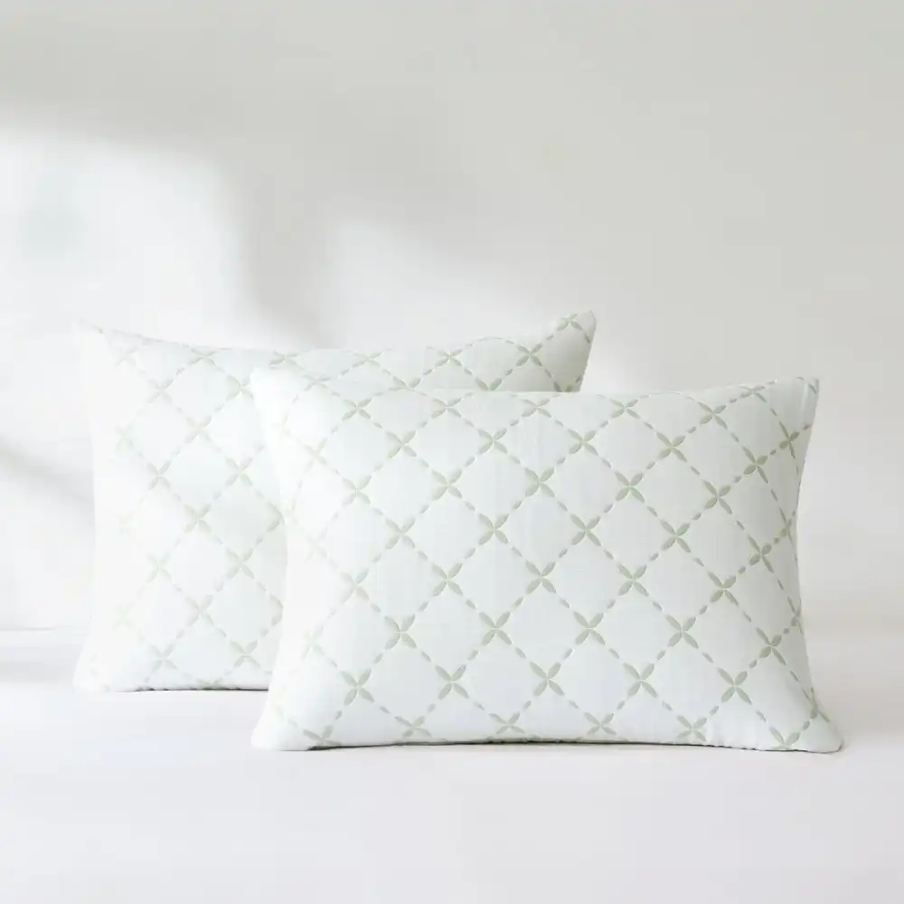 Jacquard Matelasse Reversible Leaf Coverlet Bedding Set