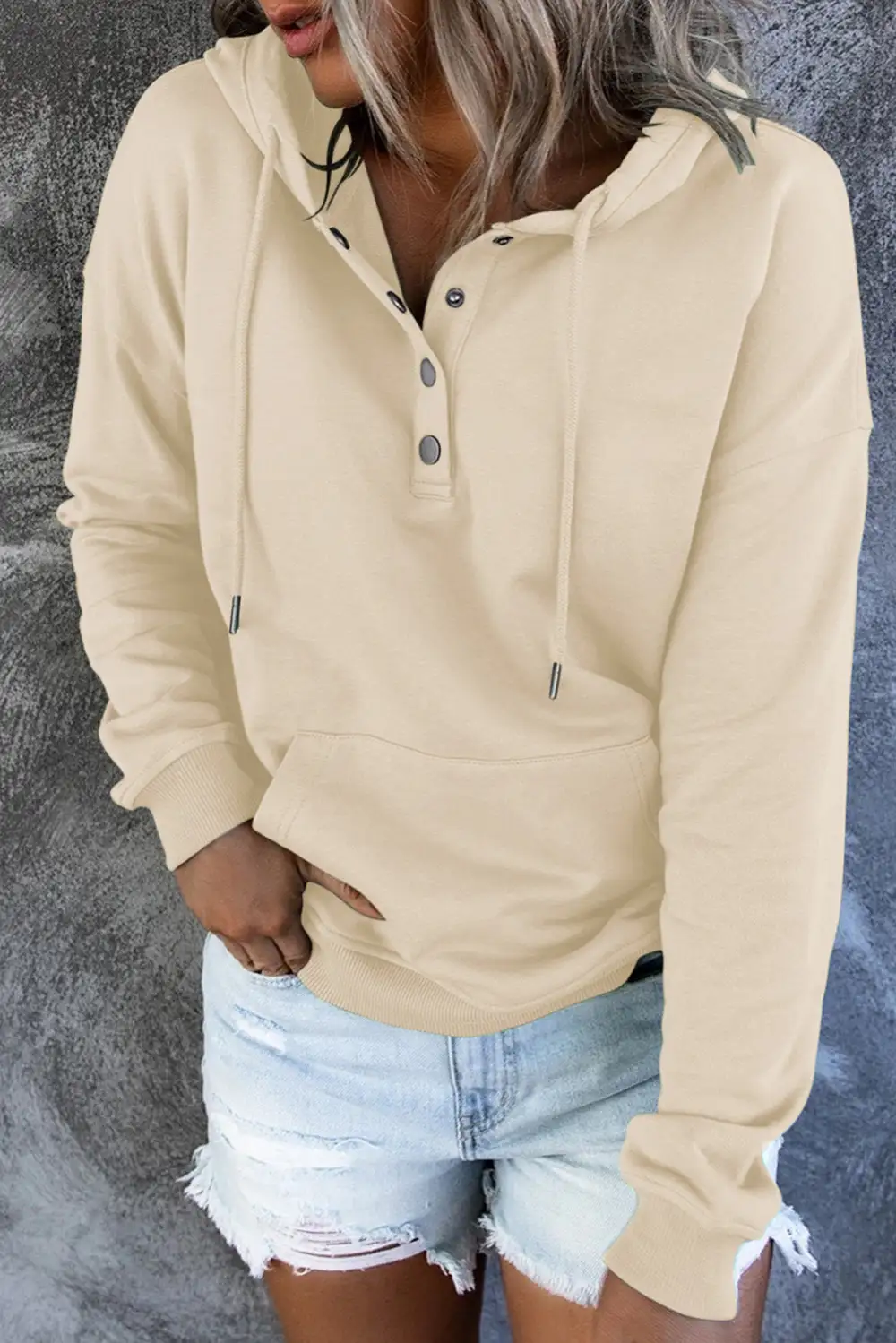 Relaxed Pocketed Long-Sleeve Hoodie