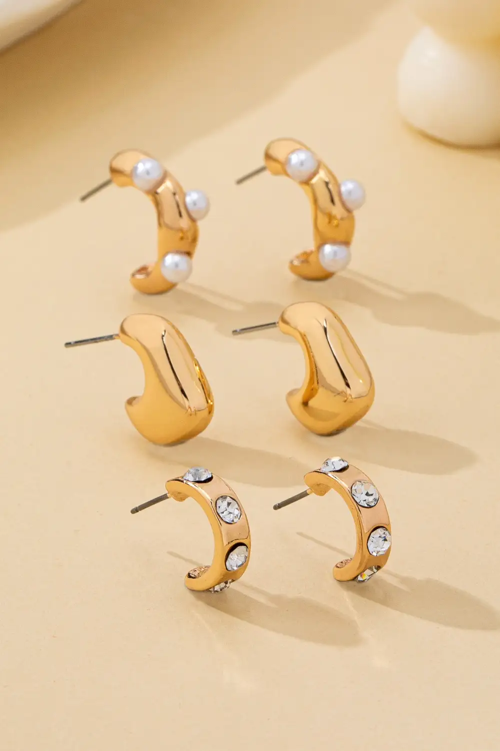 Rhinestone Pearl Curated Hoop arring