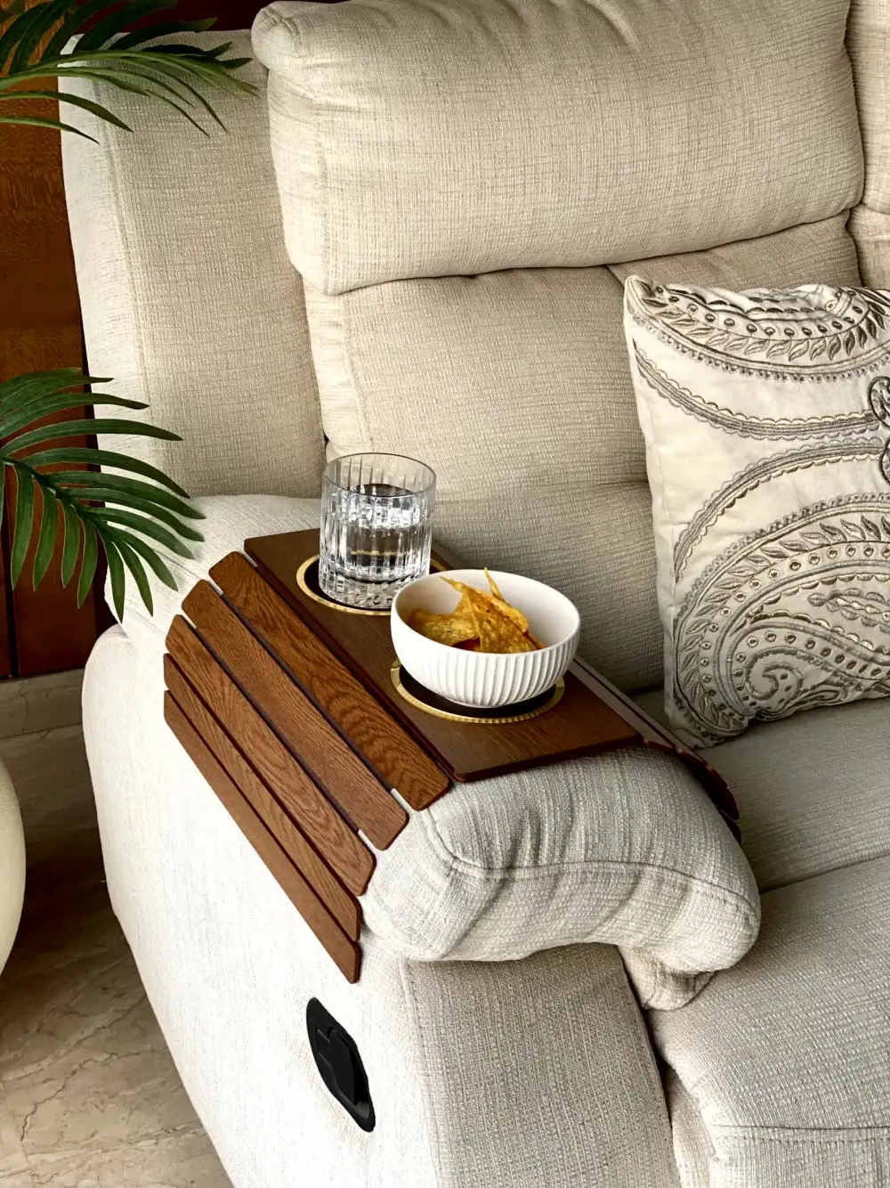 Elm Aura Armrest Tray