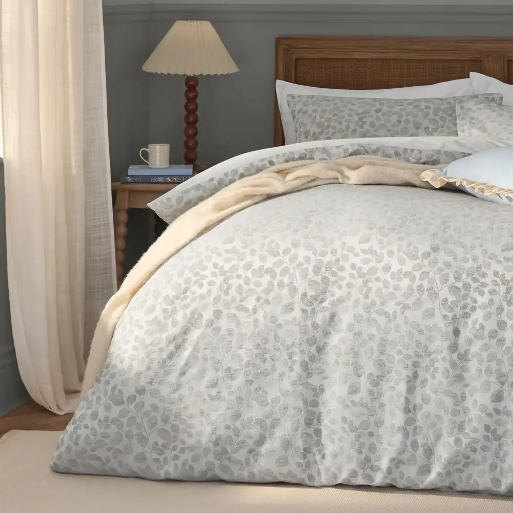 Reversible Leaf Satin Duvet Cover Set