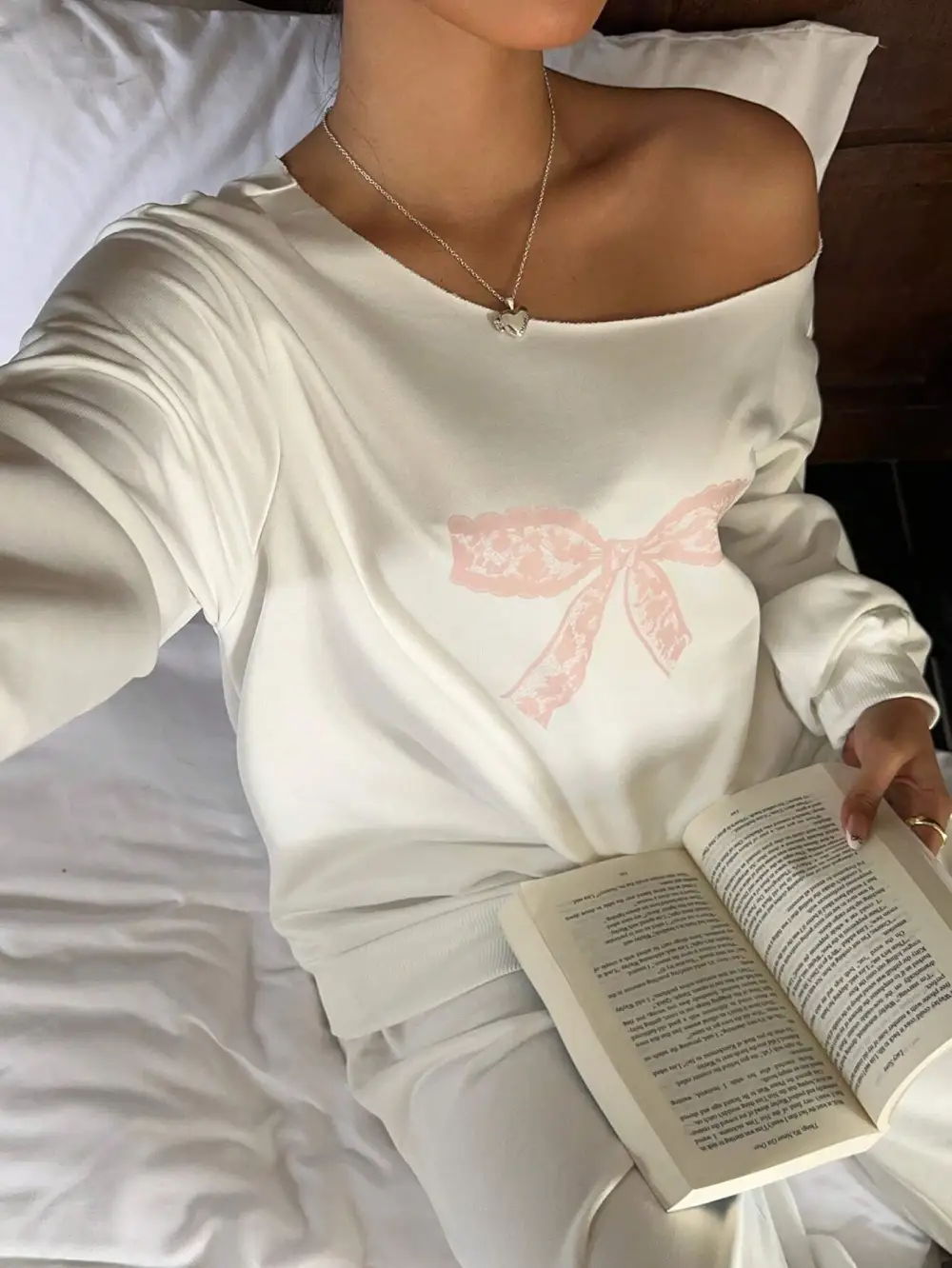 Women Bow Graphic Relaxed Fit Lace Detail Sweatshirt