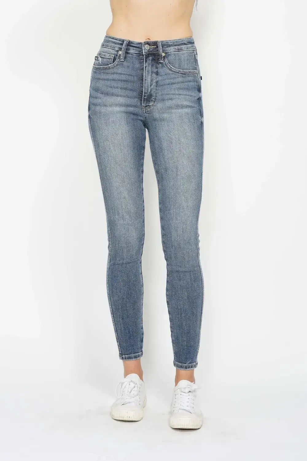 Full Size Tummy Control Contrast Wash Skinny Jeans