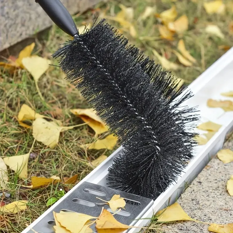 The Extended Handle Makes The Dishwashing Brush Convenient