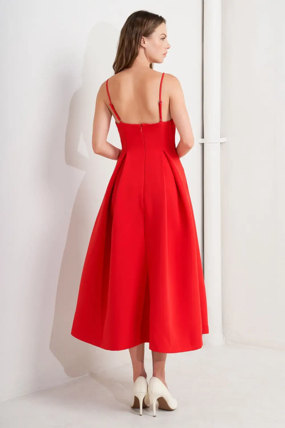 Weekend Classic Midi Dress
