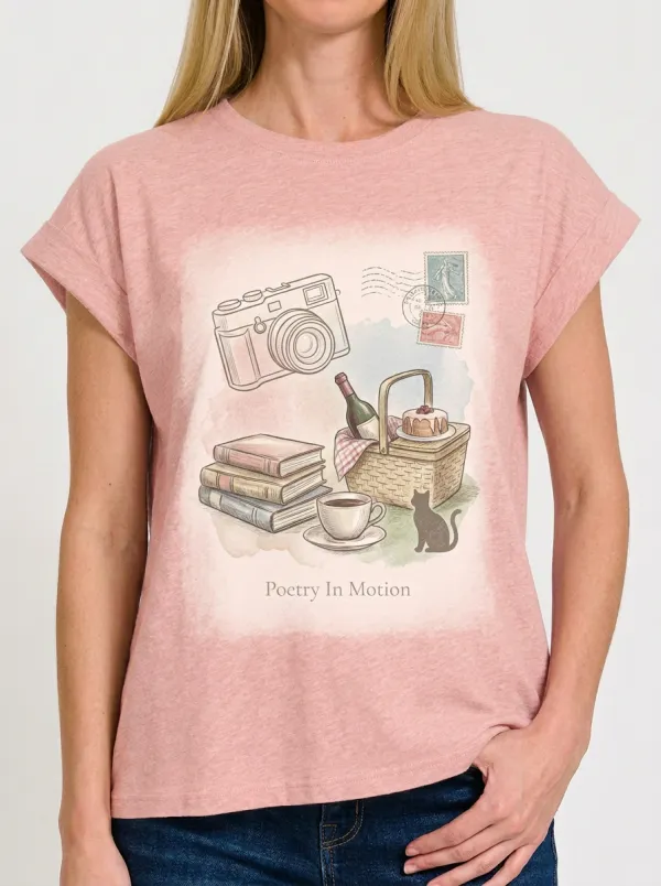Women's Aesthetic Hobby Poetry In Motion Camera Picnic Printed T-shirt