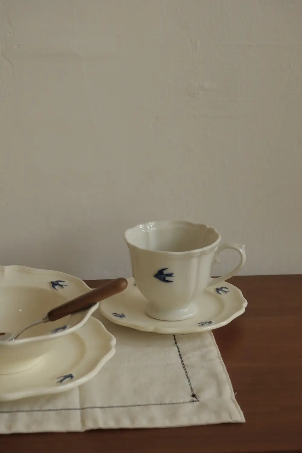 Early Bird Tableware Piece