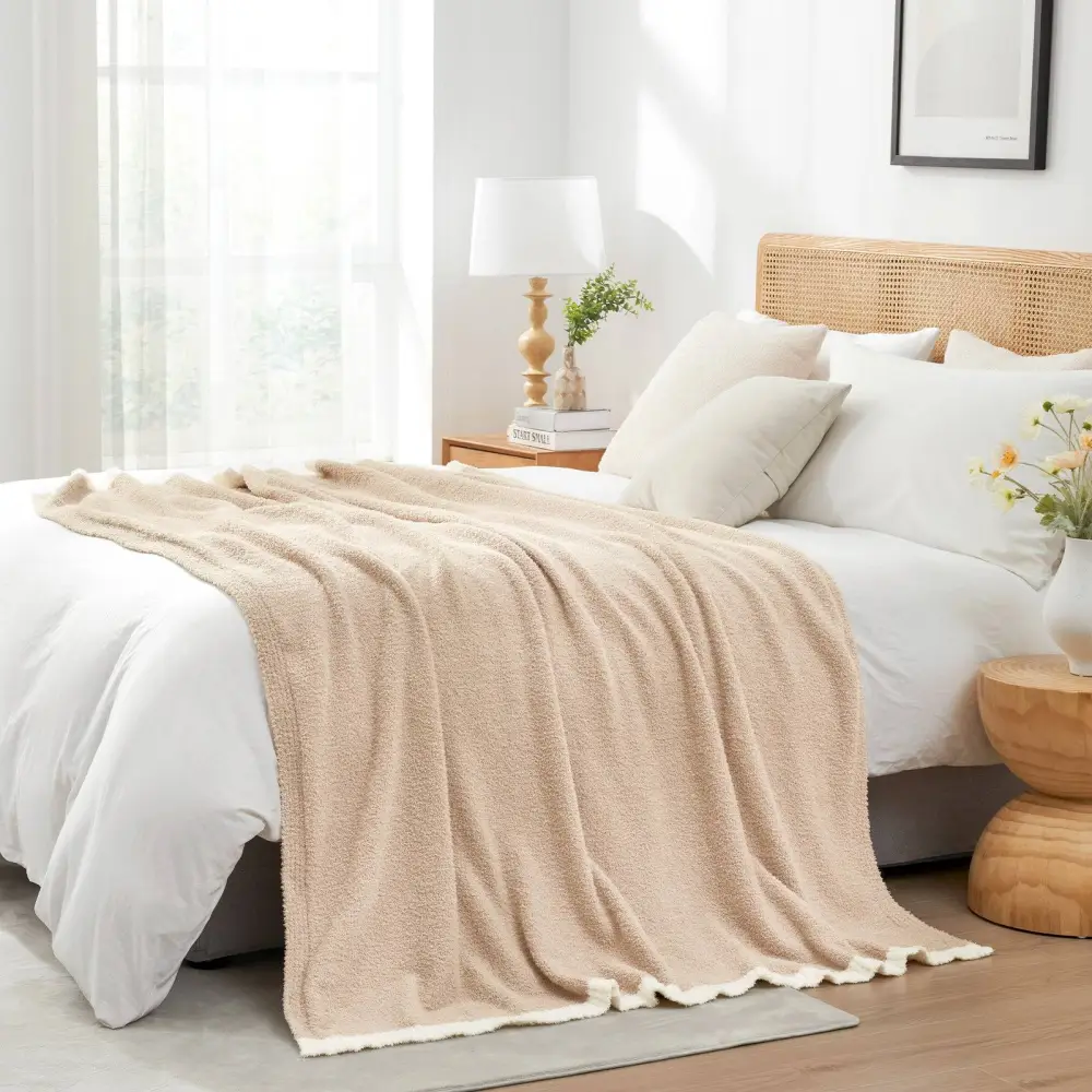Cozy Solid Blanket