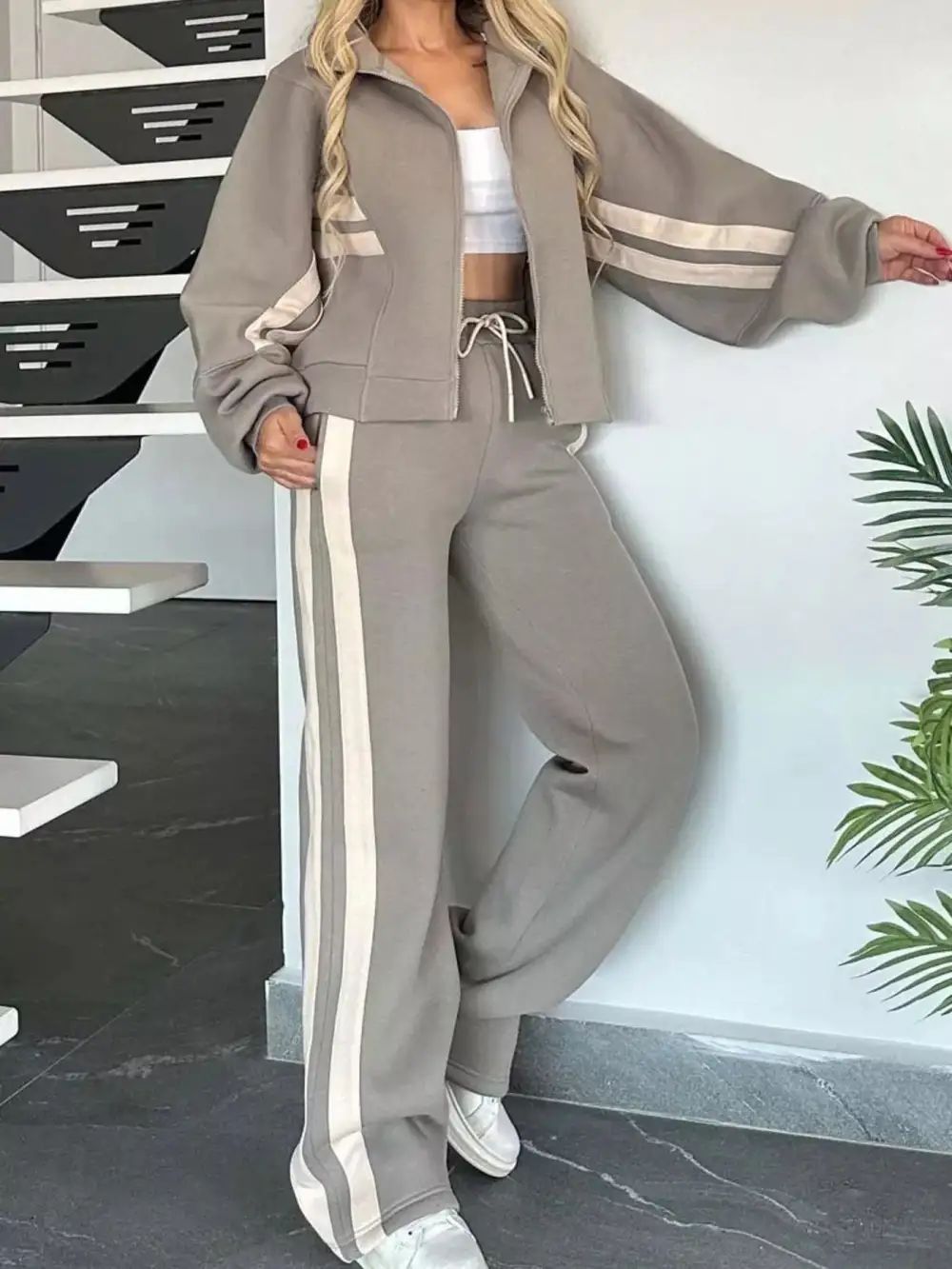 Zip Closure Everyday Matching Set