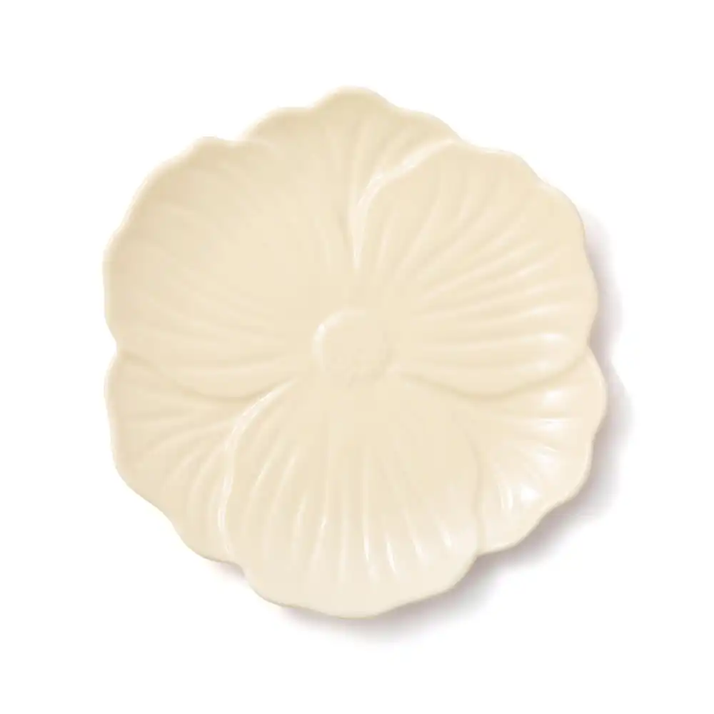 Petal Frill Plate for Dessert Serving with Coordinated Serveware