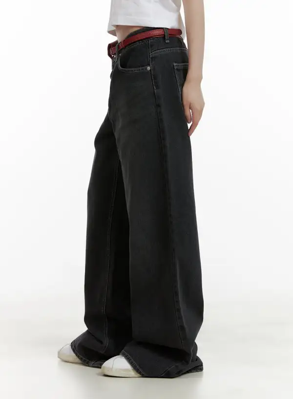 Wide-Fit Washed Low Rise Baggy Jeans