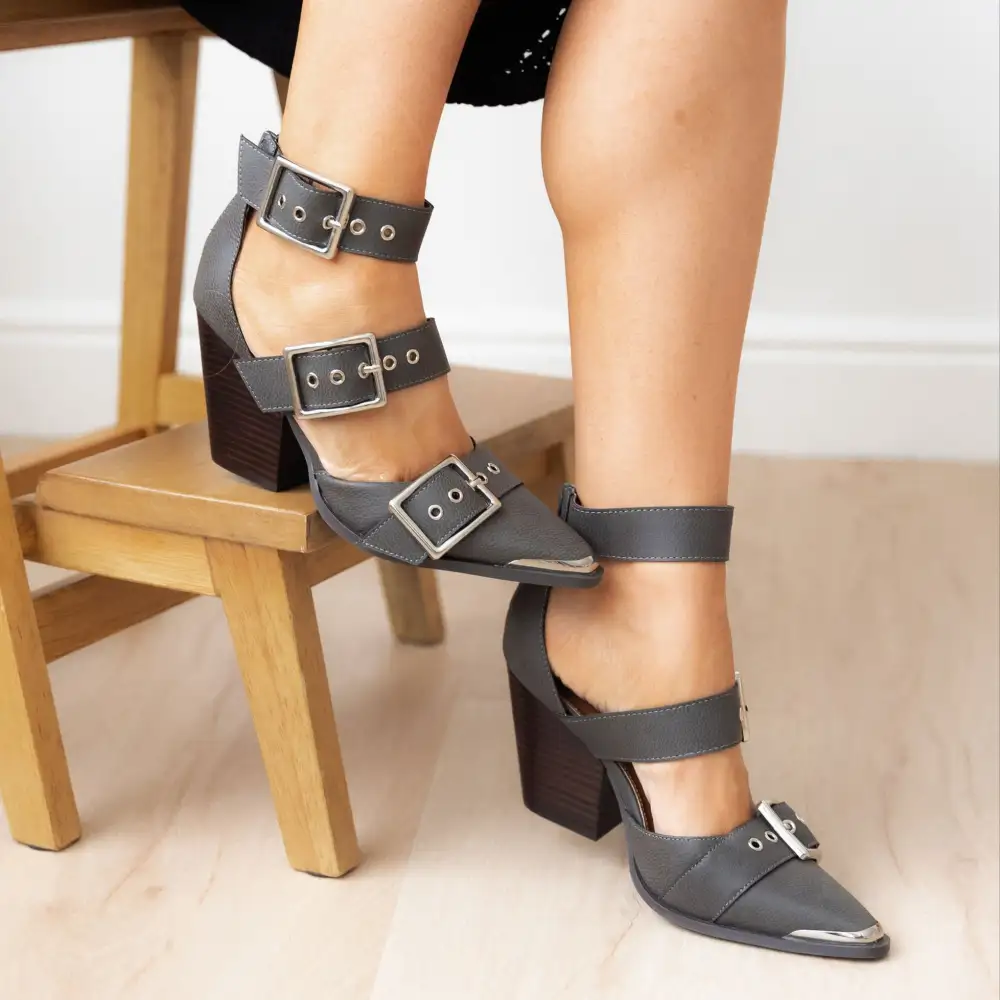 Charming Line Heels