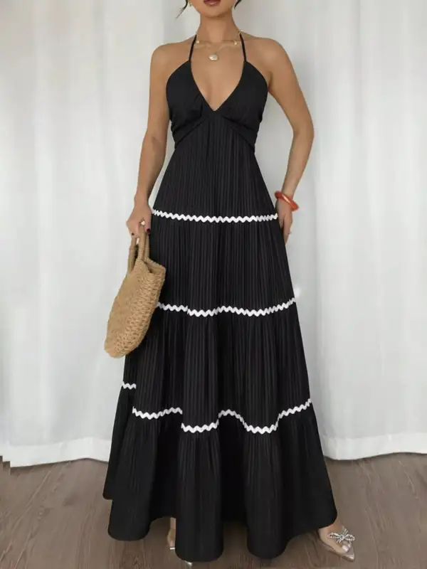 Everyday Halter Neck Pleated Maxi Dress