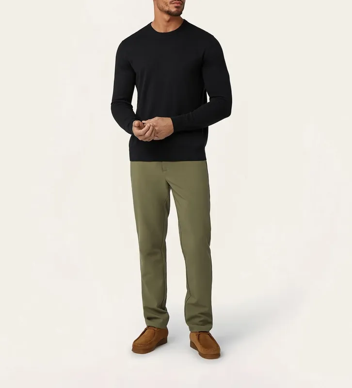 Soft Wool-Blend Crewneck Black