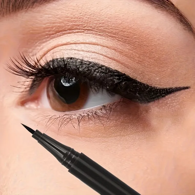 Smudge-Proof Eyeliner