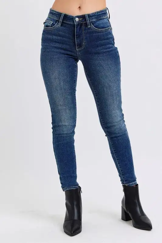 Full Size Run Mid-Rise Waist Skinny Jeans With Thermal Lining