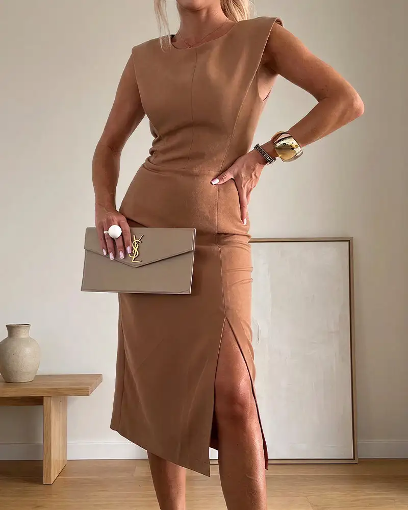 Elegant Sleeveless Slit Tailored Bodycon Fit Midi Dress