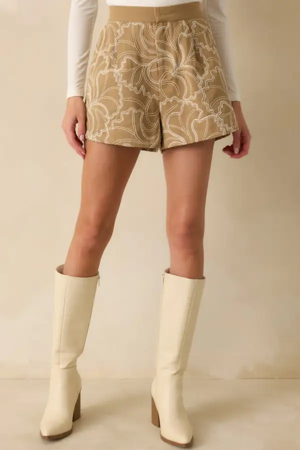 Embroidered Take Casual Shorts