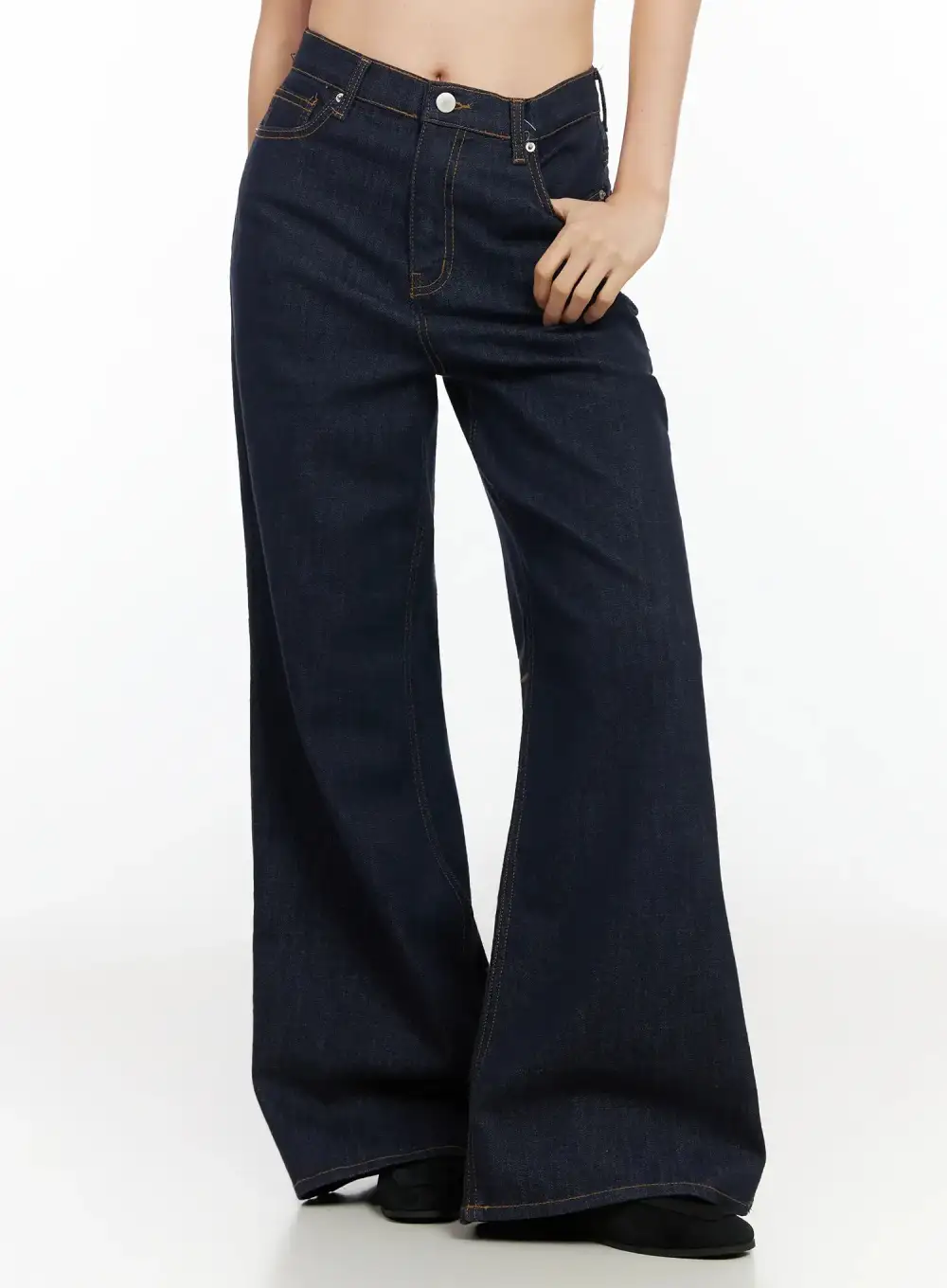 Wide-Fit Banded Jeans