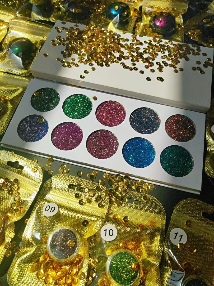 Duo Finish Eyeshadow Palette