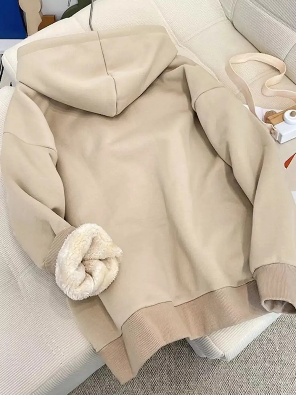 Zip-Detail Drawstring Pocketed Fleece Hoodie
