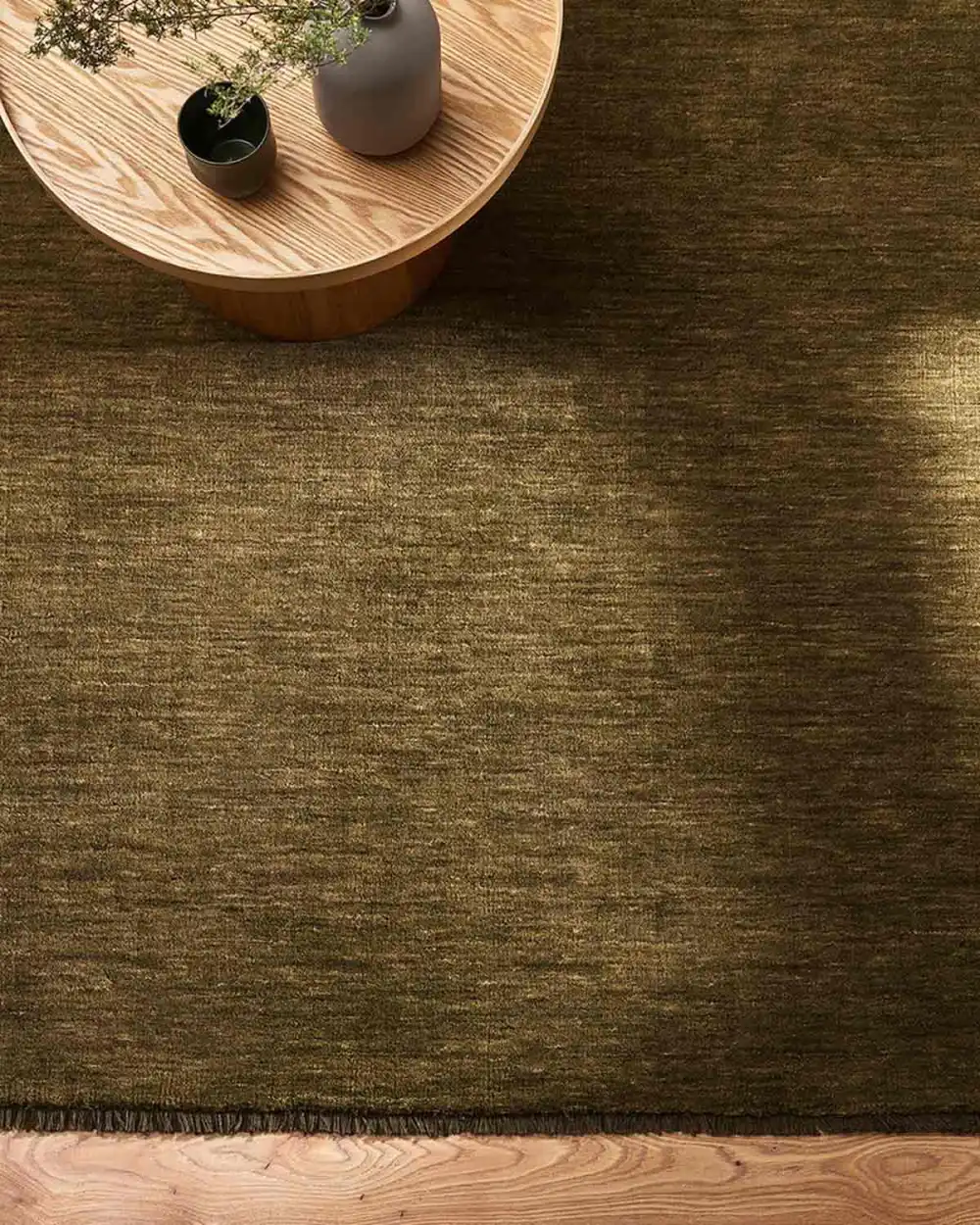 Wool Contemporary Textured Balanced Area Rug