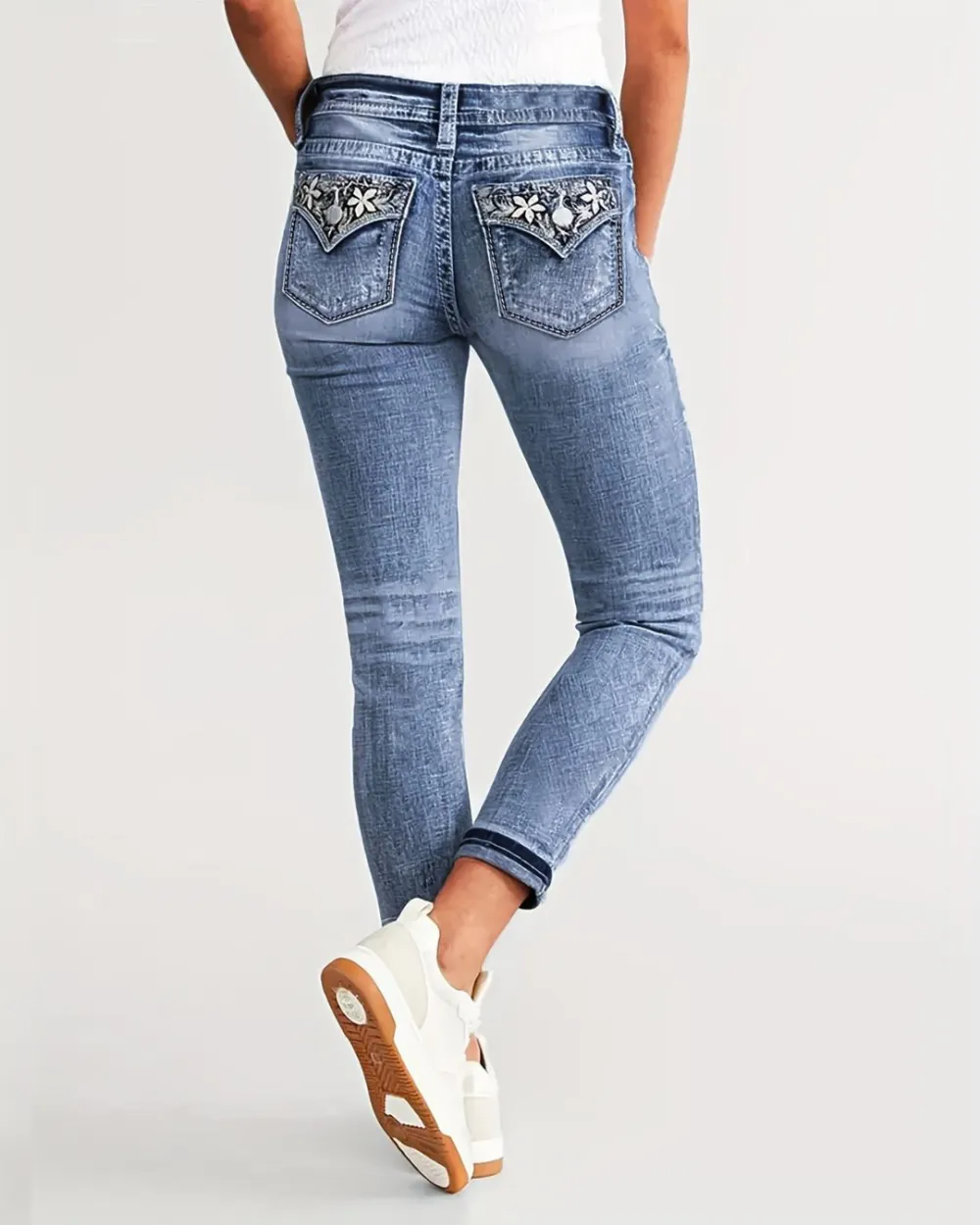 Stretch Embroidered Slim-Fit Skinny Jeans