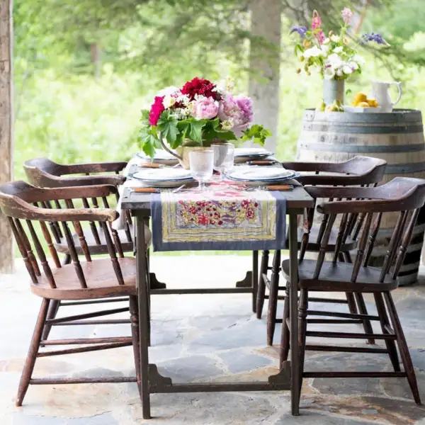 Loose Garden Watercolor Table Runner