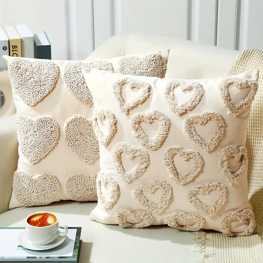 2 Pcs Heart-Patterned Throw Pillow