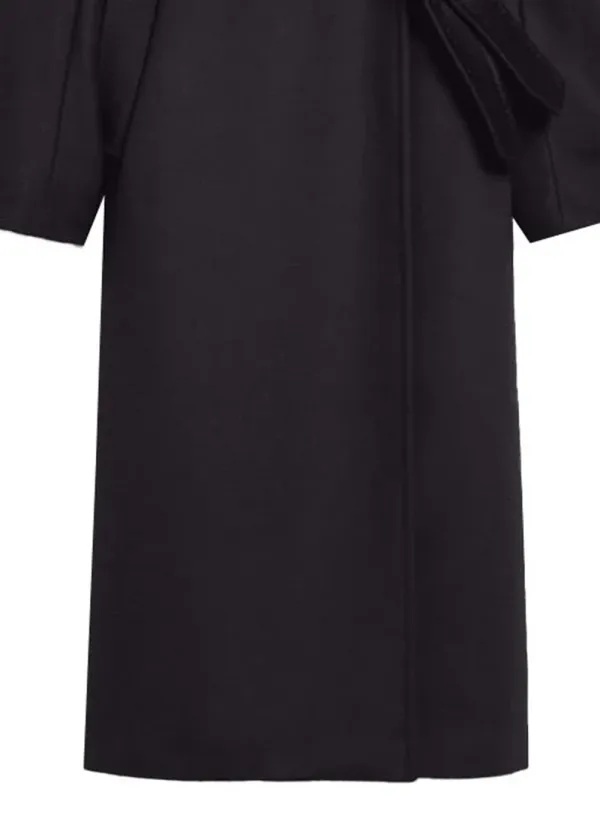 Black Coat Drap