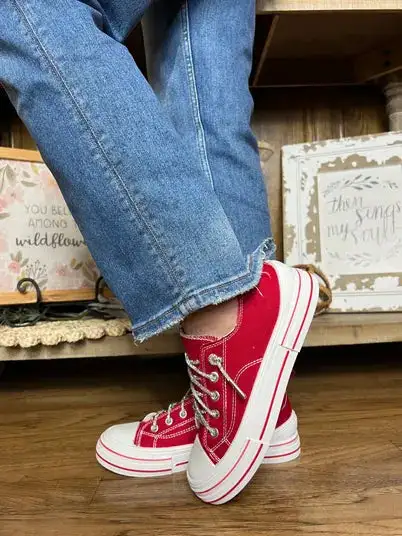 Cushioned Everyday Casual Sneakers