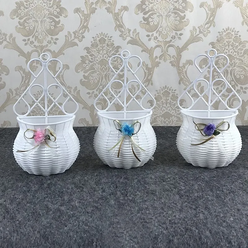Decorative Hanging Wicker Planter