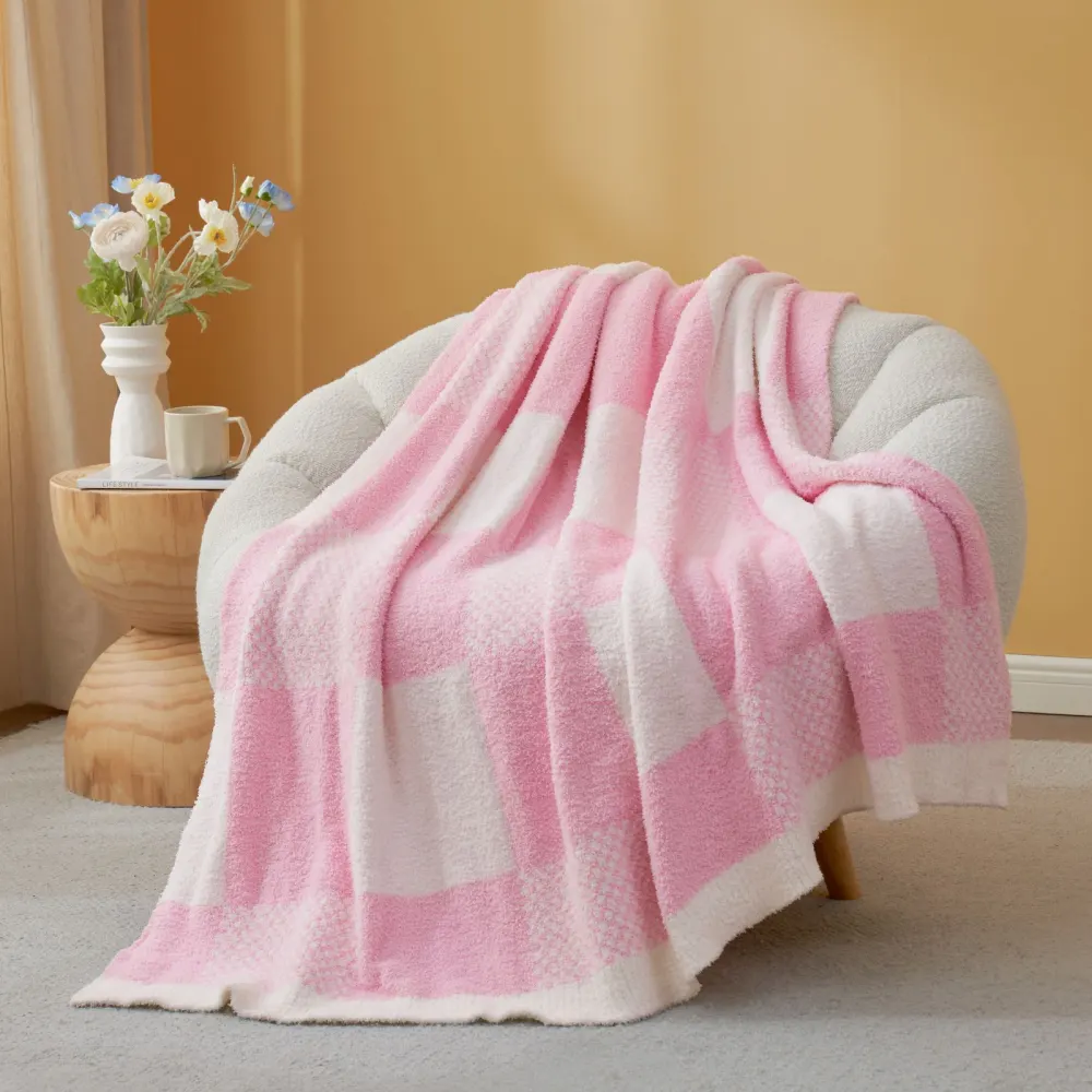 Cozy Large-Check Blanket