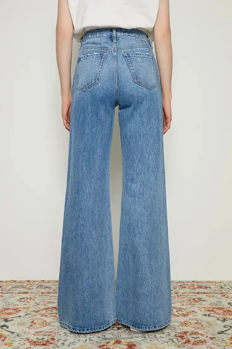 Bootcut High Rise Whiskered Denim Jeans
